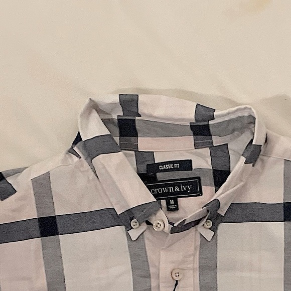 BRAND NEW/ With Tags / pale pink & navy Plaid button down ❣️ - Picture 4 of 4